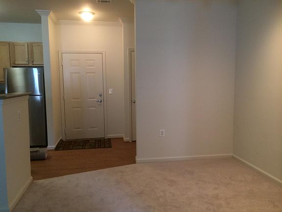 4th image of 3009 Nicosh Cir Unit 4104