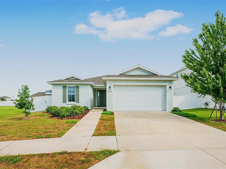 6175 SW 74th Ct — Photo 2