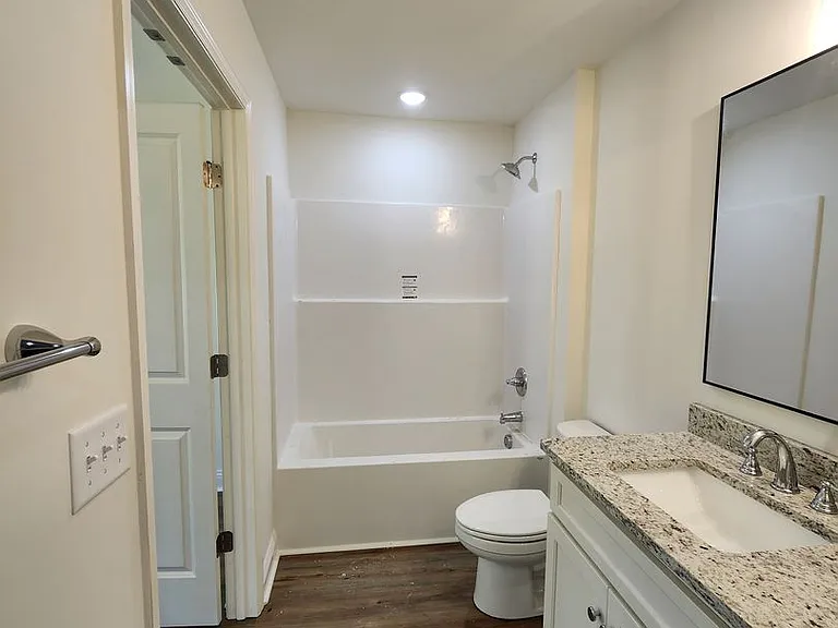 4053 Collier Ln — Photo 6