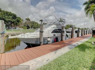 301 NE 2nd Ct, Dania, FL 33004
