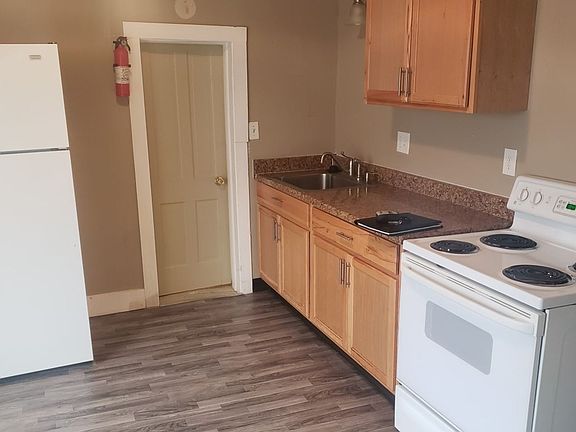 2nd image of 410 S Hayes Ave APT A