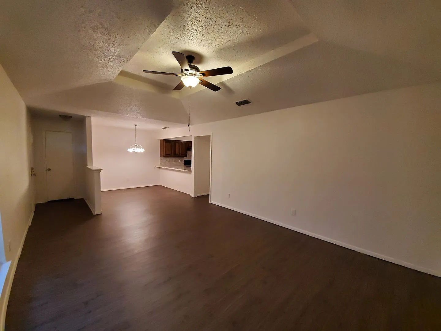 106/108 Westpark N Dr Duplex — Photo 1