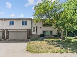 9952 107th Ave N, Maple Grove, MN 55369