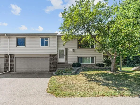 9952 107th Ave N, Maple Grove, MN 55369