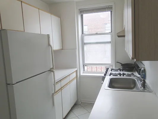 Sold by Benjamin Realty Since 1980 | media 9