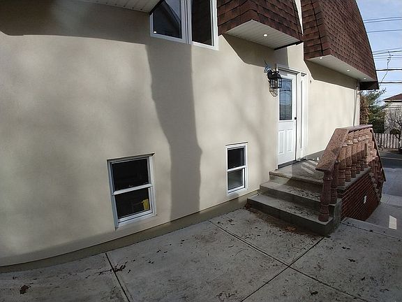 2nd image of 754 Tompkins Ave