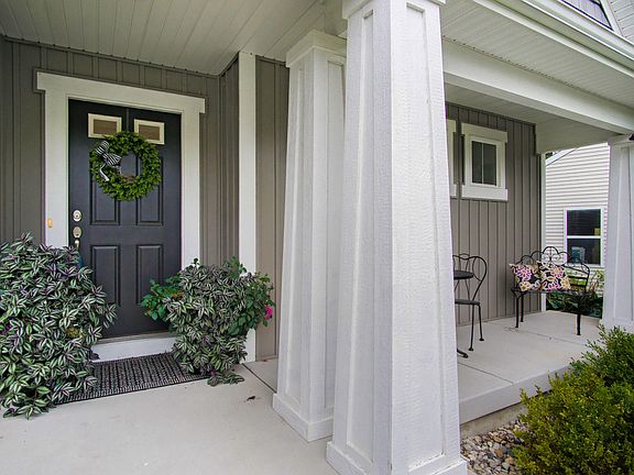 2nd image of 16905 Birchview Dr