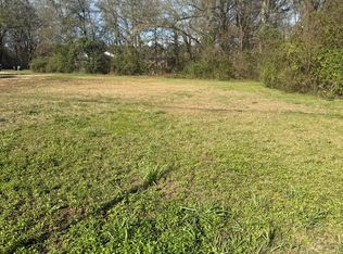 815 Country Club Rd, Hattiesburg, MS 39401