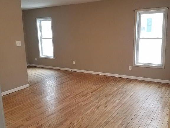2nd image of 15 SW 2nd Ave