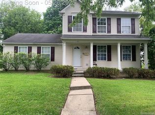 161 Perkins St, Pontiac, MI 48342