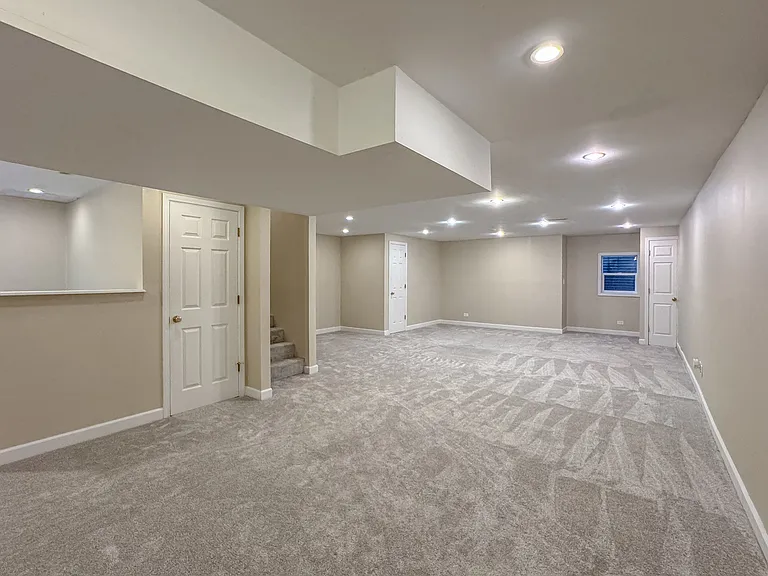 416 Swallow Ln — Photo 22