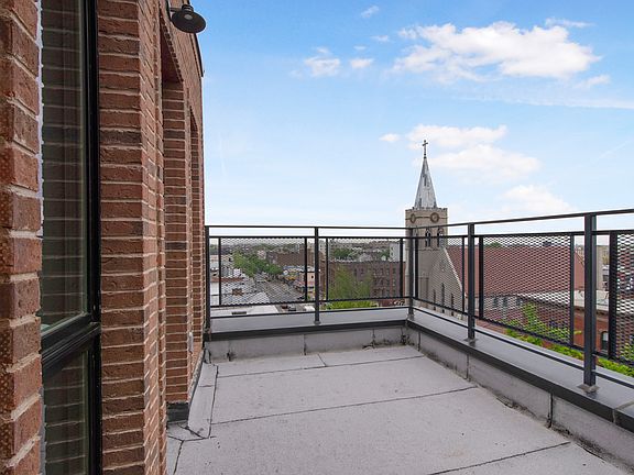 5th image of 2527 Church Ave #3G