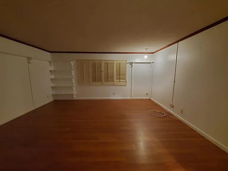 2540 Clairemont Dr #101 — Photo 14