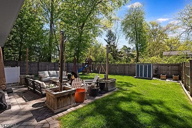 804 Coolidge St — Photo 24