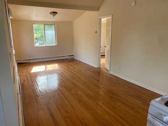 5th image of 1501 River Rd #1202