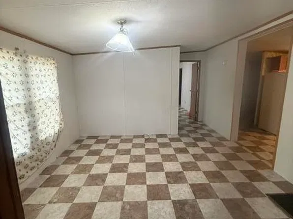 699 Scott Rd, Kenly, NC 27542