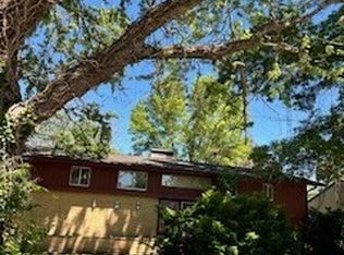 20 Cottontail Ln, Sullivan, IL 61951