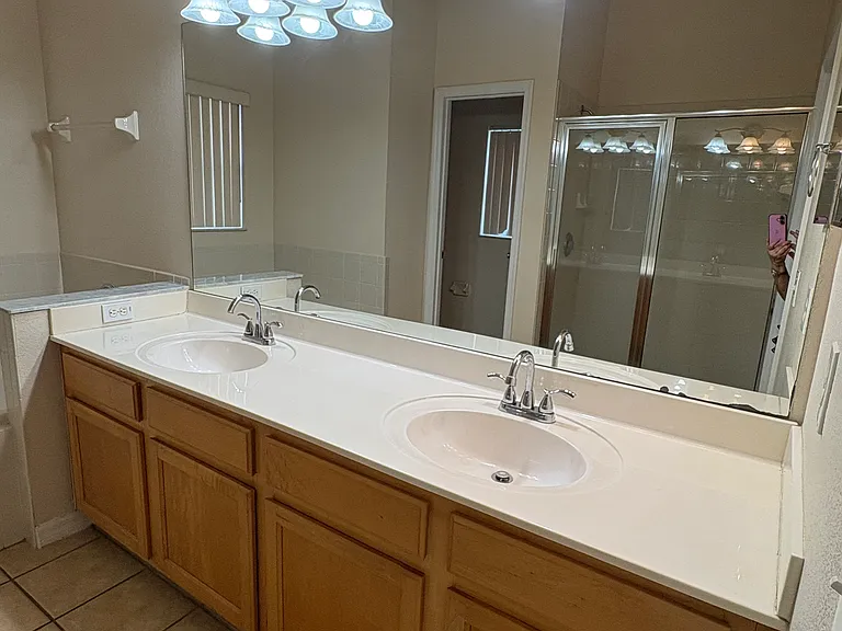 14630 Lady Victoria Blvd — Photo 8