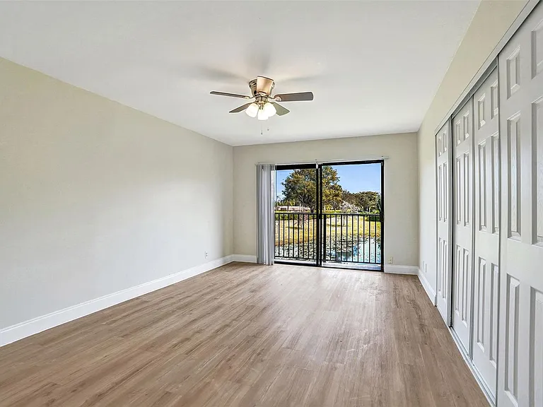 4872 NW 95th Ave — Photo 16