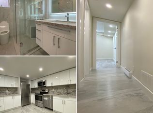 35 Robingrove Rd, Toronto, ON M2R2Z8