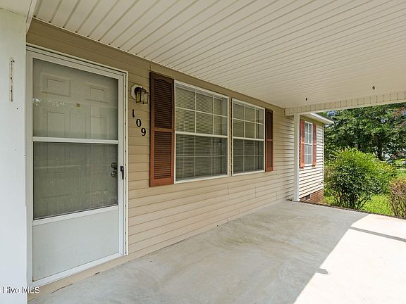 2nd image of 109 Lake Drive