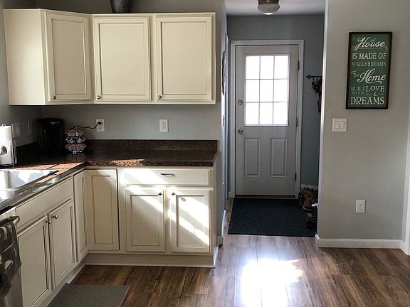 4th image of 59 Lakeside Dr