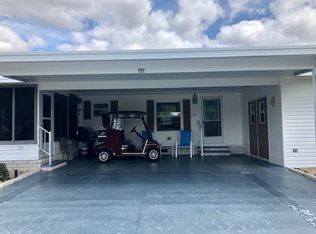 833 Bishop Dr, Lady Lake, FL 32159