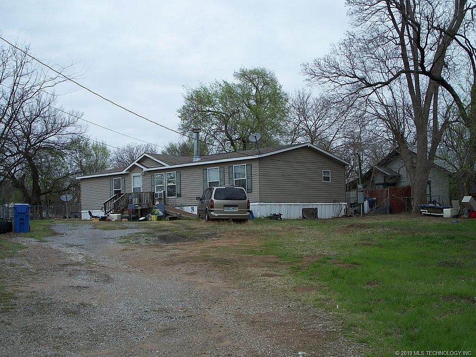 2nd image of 7519 W 17th St