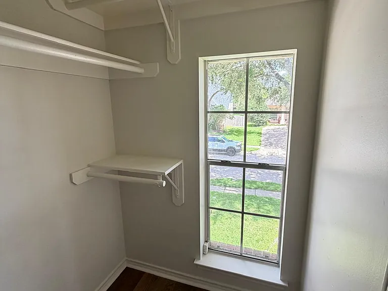 2107 Hill Canyon Ct — Photo 16