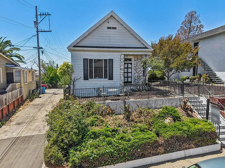 517 Branciforte St — Photo 62