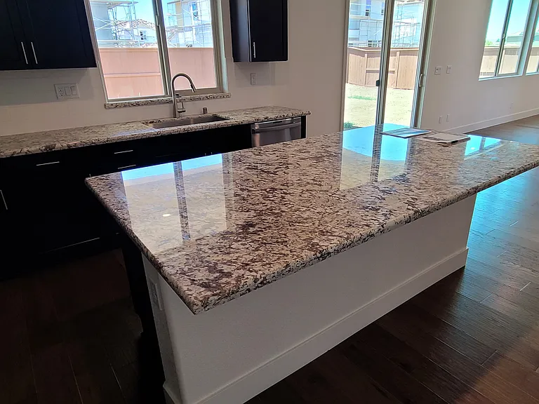 2208 Randolph Pl — Photo 7