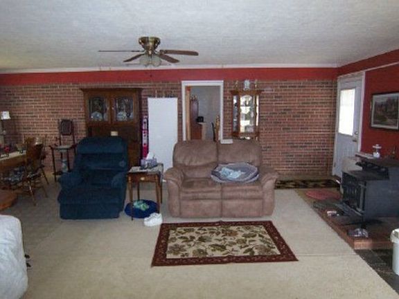 2nd image of 6322 Elk Creek Pkwy