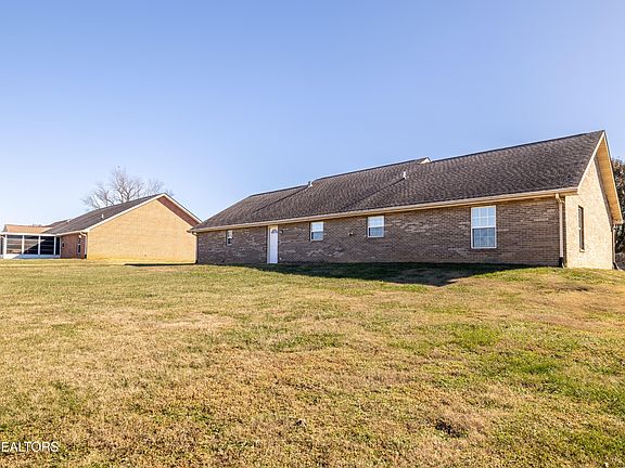 3rd image of 5515 J Riley West Dr