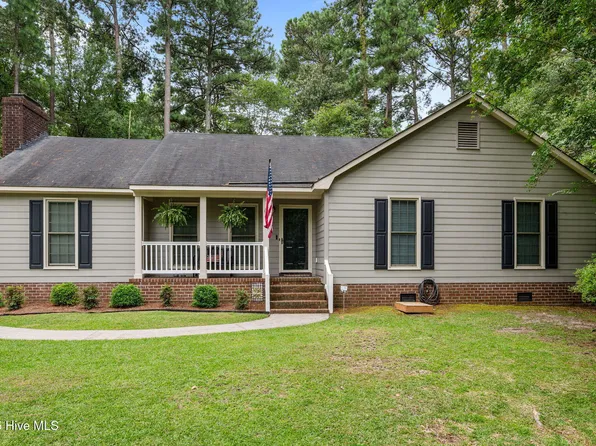 108 Woodhaven Court, Greenville, NC 27834