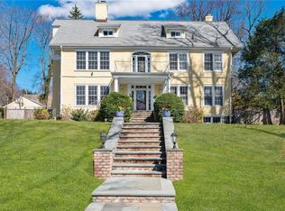 75 Overlook Rd, New Rochelle, NY 10804