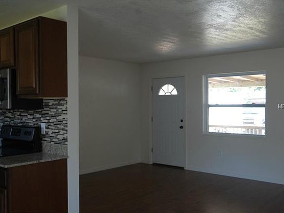 4th image of 6313 57th Ave N