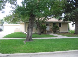 1810 14 1/2 St S, Fargo, ND 58103
