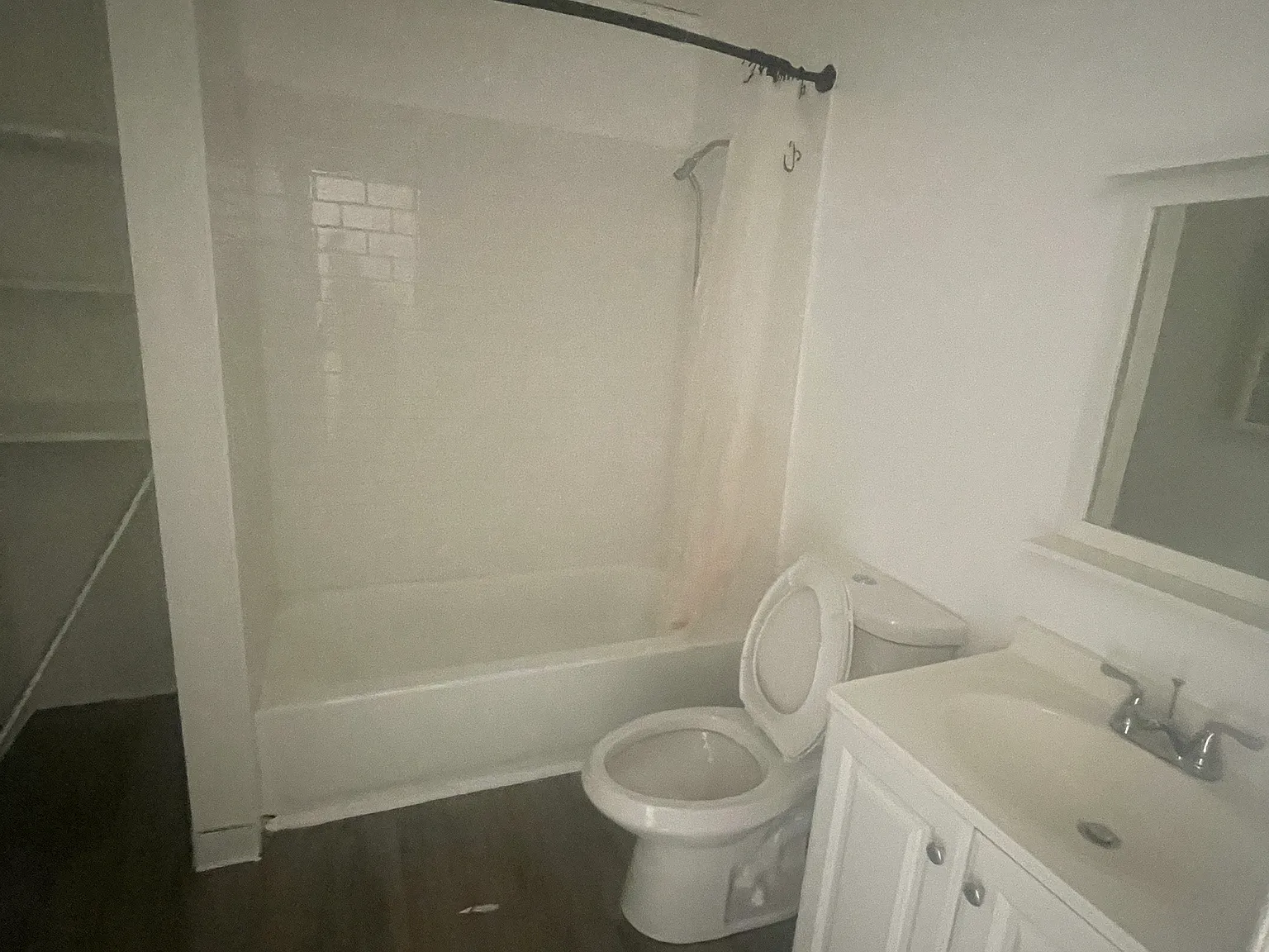 1 bed, 600 sqft, $1,600 — Photo 4