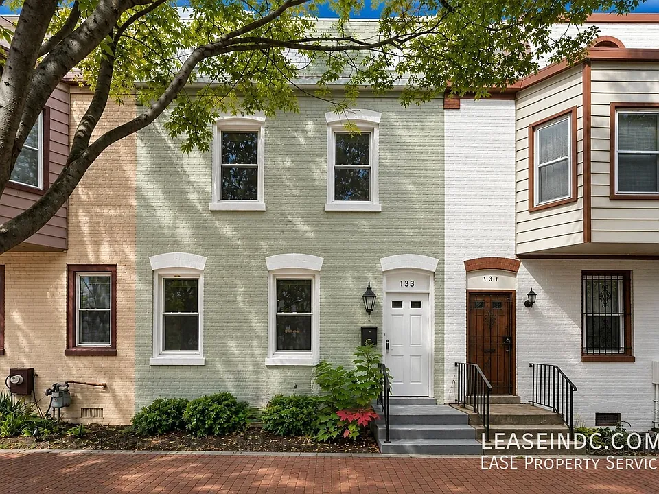 133 Bates St NW