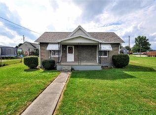 423 Rostraver Rd, Belle Vernon, PA 15012