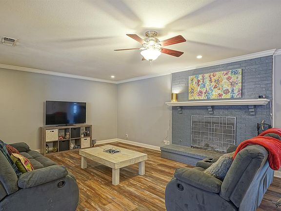 5th image of 283 Molly Ln