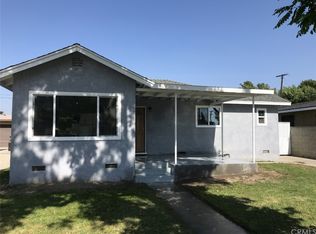1216 S Castlegate Ave, Compton, CA 90221