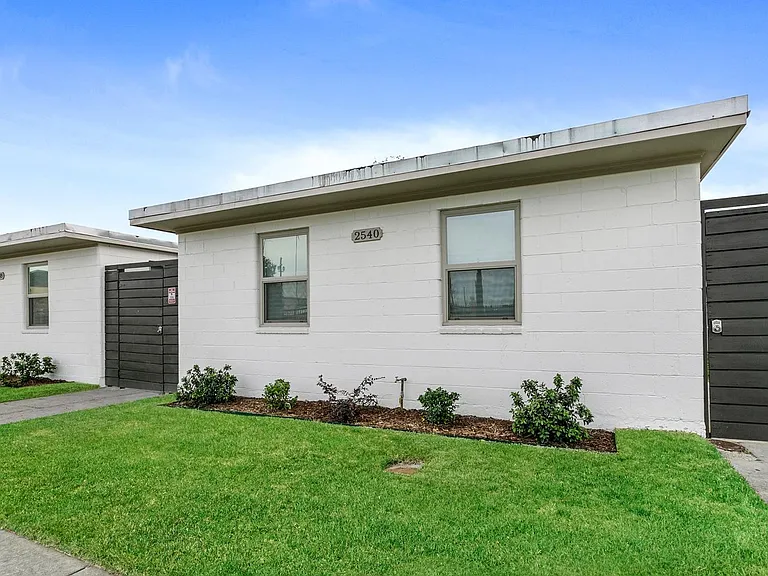 2536 Conti St — Photo 4