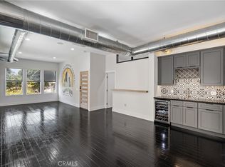 190 W 3rd St, Santa Ana, CA