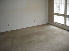 2nd image of 4611 E 43rd St