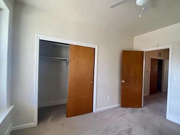 4th image of 243 Noble St #1