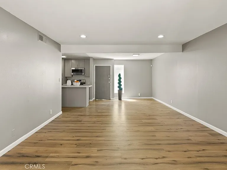 18620 Hatteras St #223 — Photo 12
