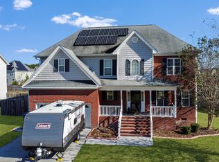 614 Stagecoach Dr, Jacksonville, NC 28546