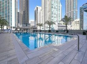 1250 S Miami Ave