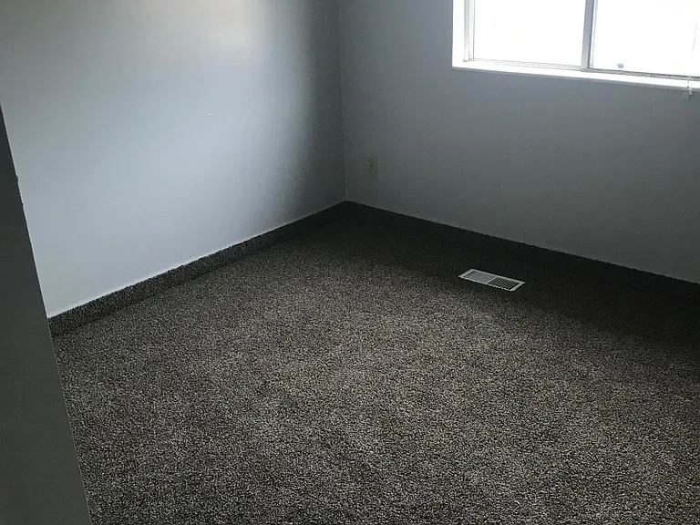 1249 N 400 E #3 — Photo 10